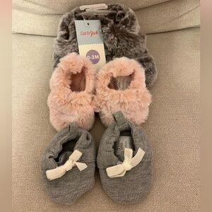 3 pairs of baby slippers 2 newborn 1 0-3 Months